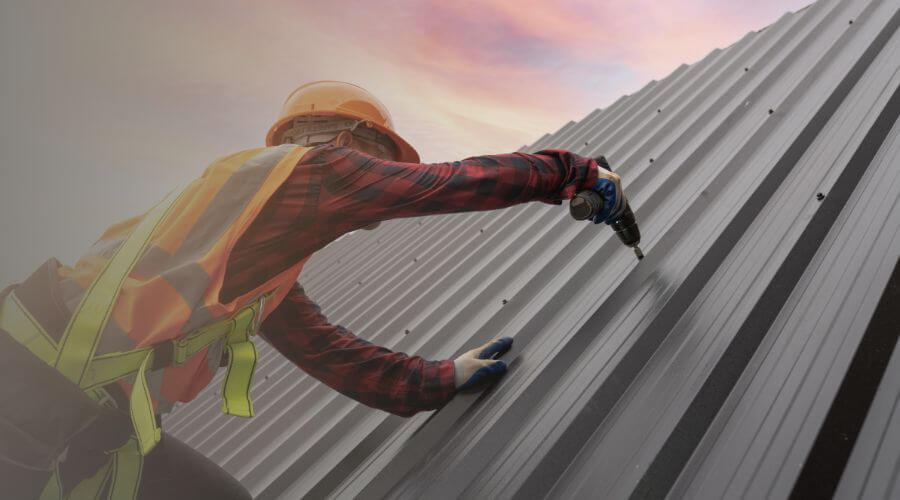 Expert Emergency Roof Repairs services in Prairie Village, KS